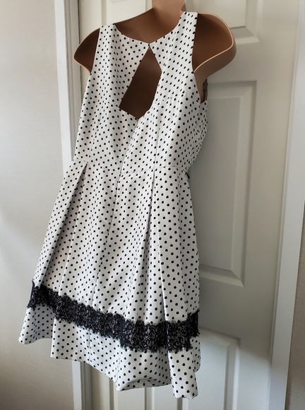 Danny And Nicole Polka Dot Dress - Picture 10 of 16